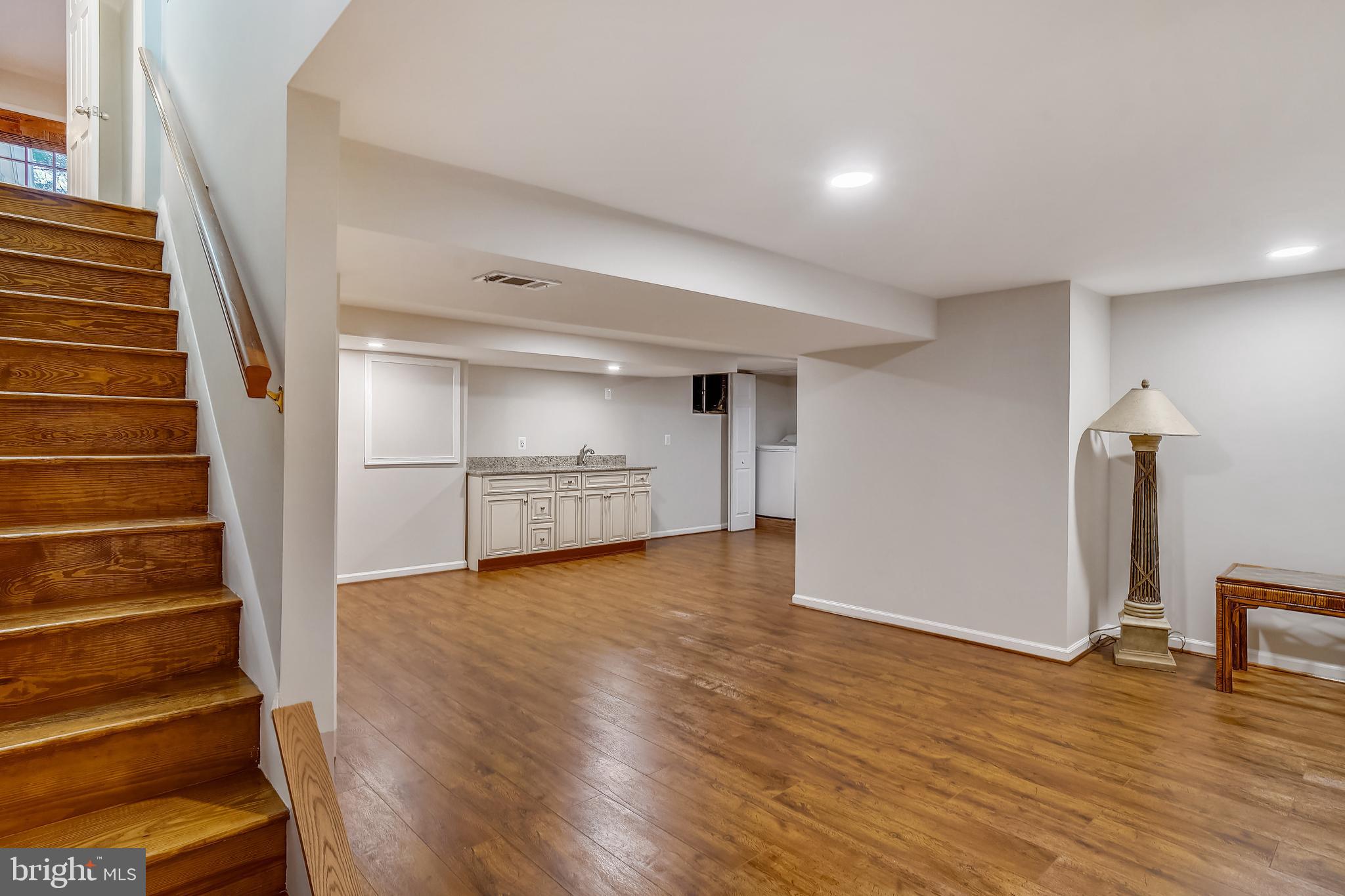 ROLLING KNOLLS - Residential