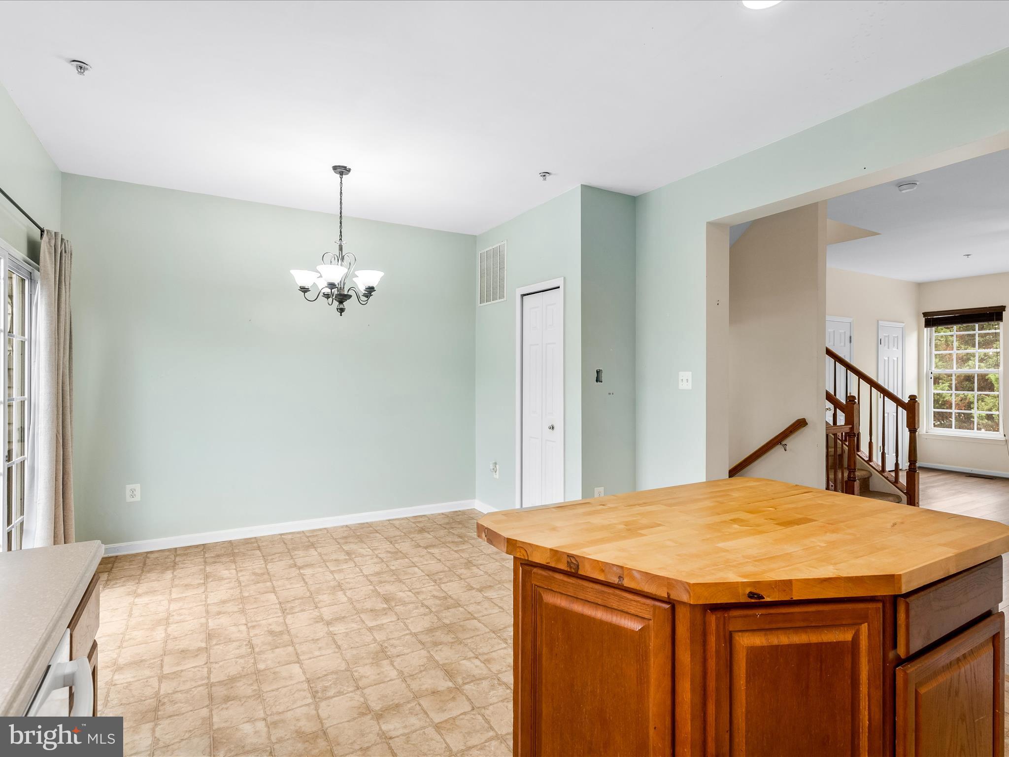 SENECA RIDGE - Residential