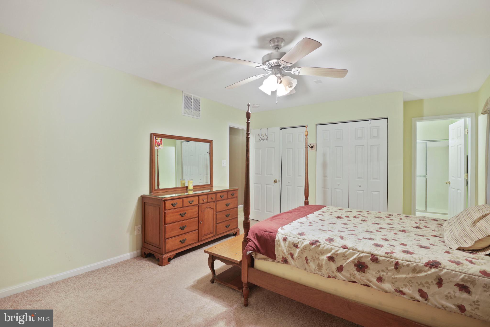 OAK HURST - Residential