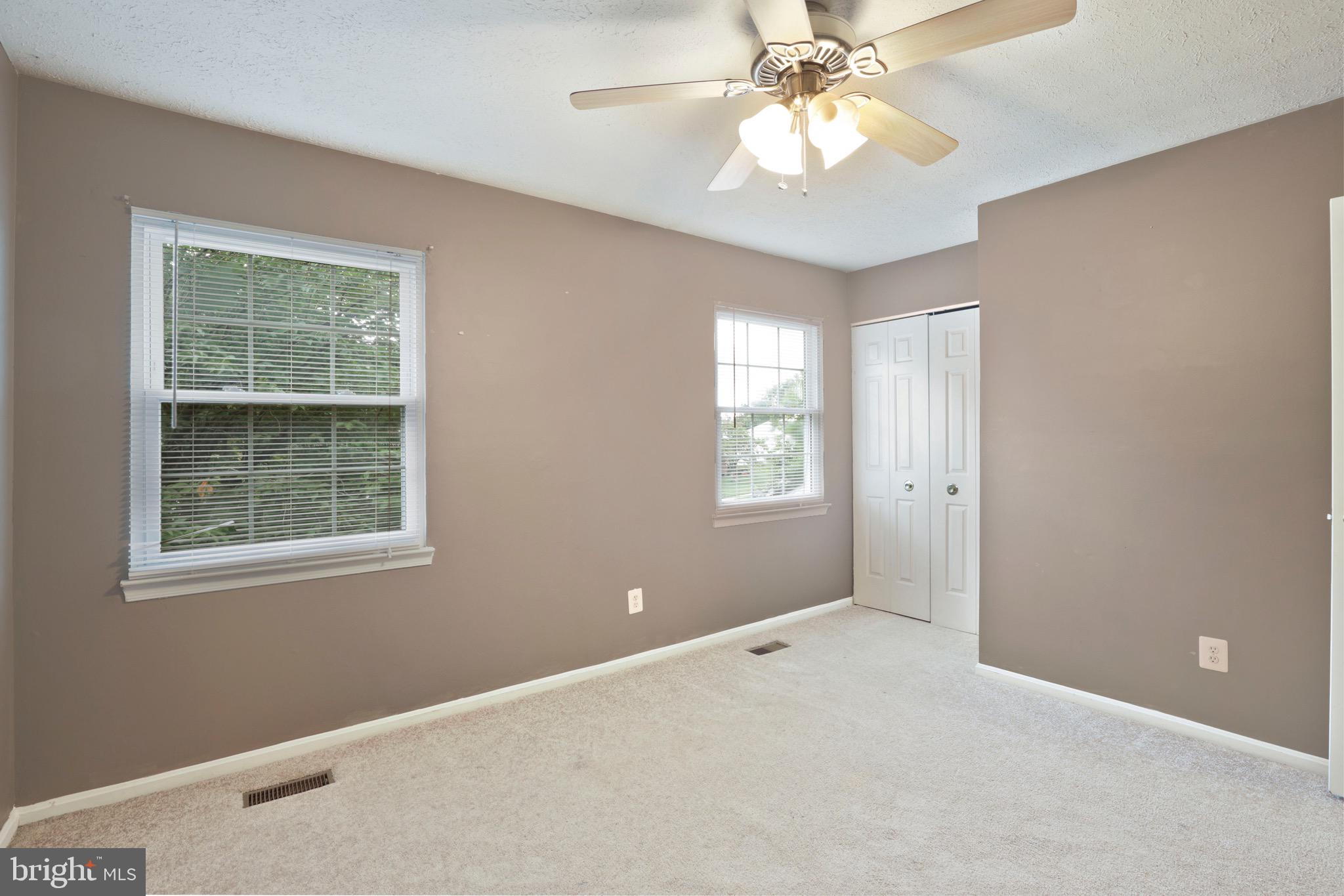 OAK HURST - Residential