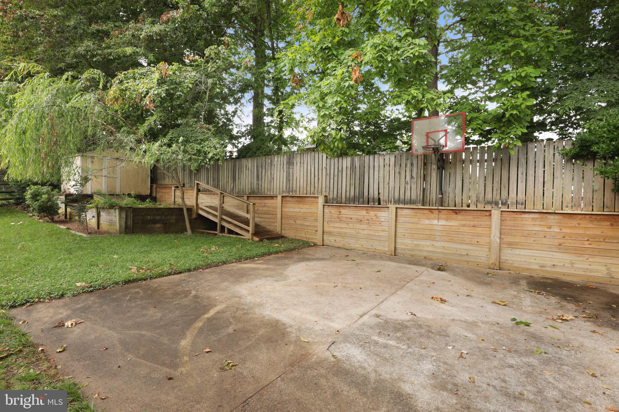 OAK HURST - Residential