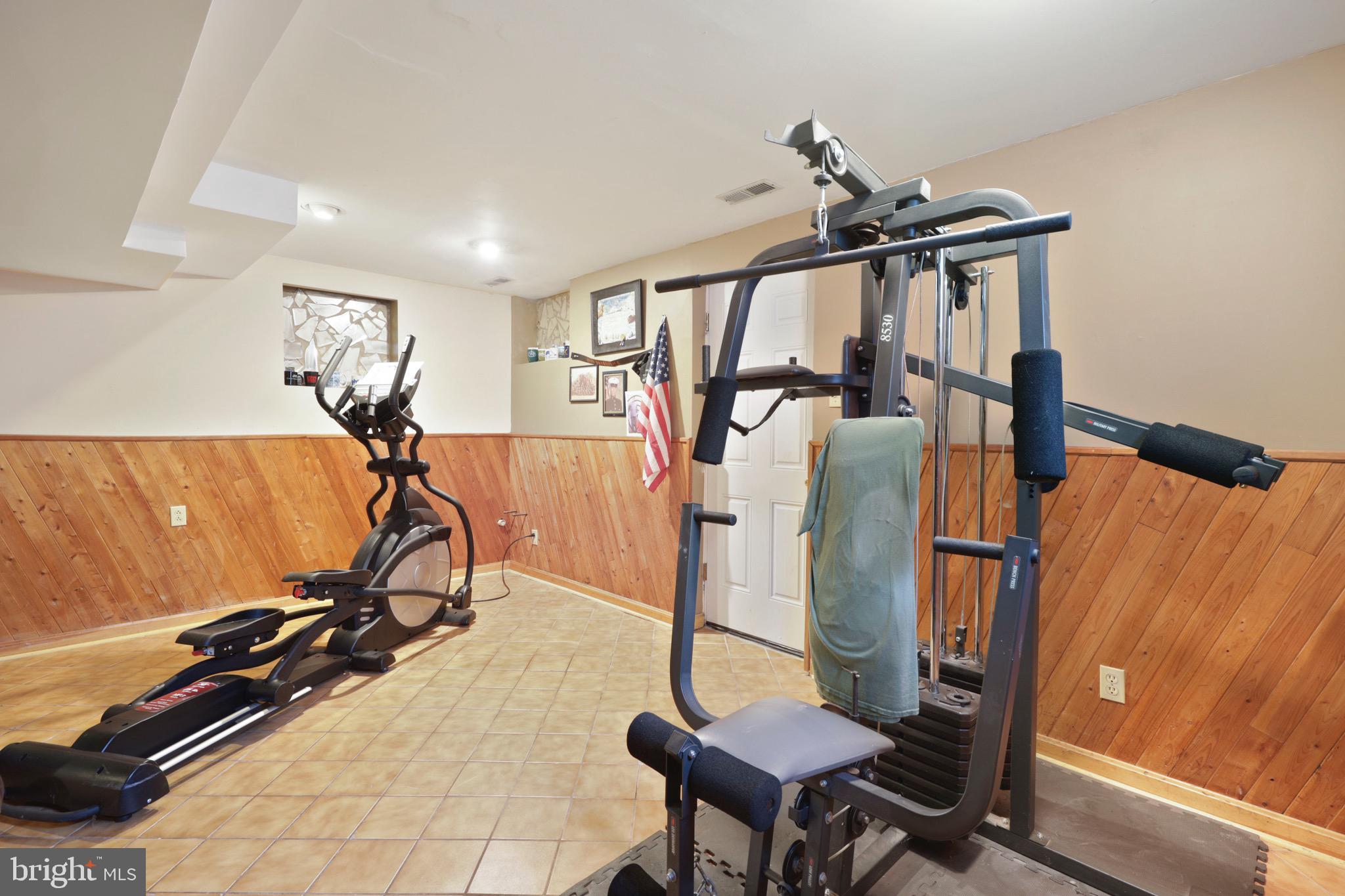 OAK HURST - Residential