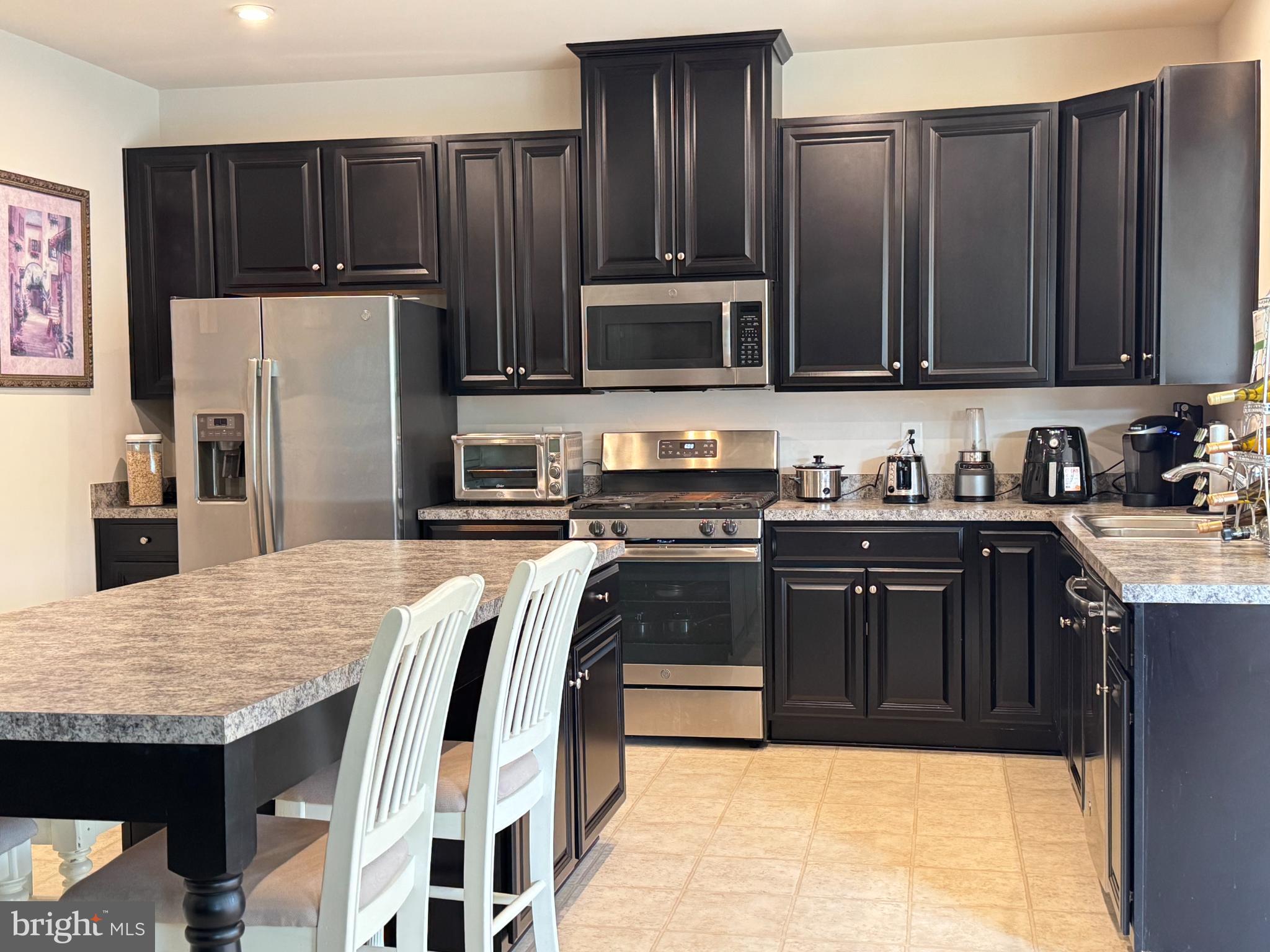 NORTH RIDGE - Residential Lease