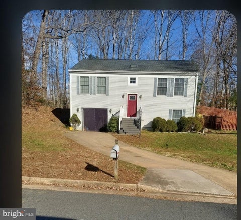 Photo of 14 Glendale Drive, STAFFORD, VA 22556 (MLS # VAST2050846)