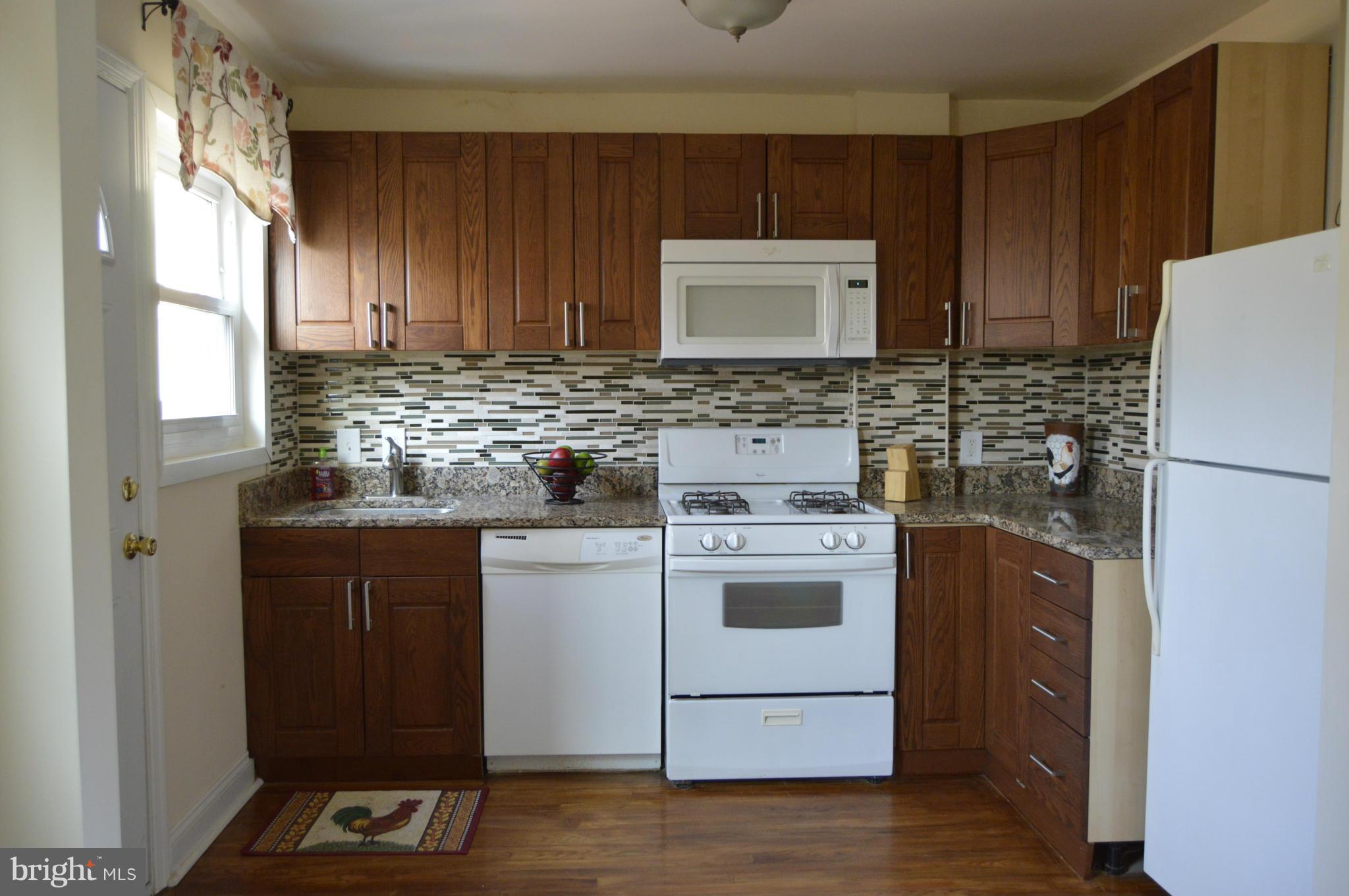 LAUREL GARDENS - Residential