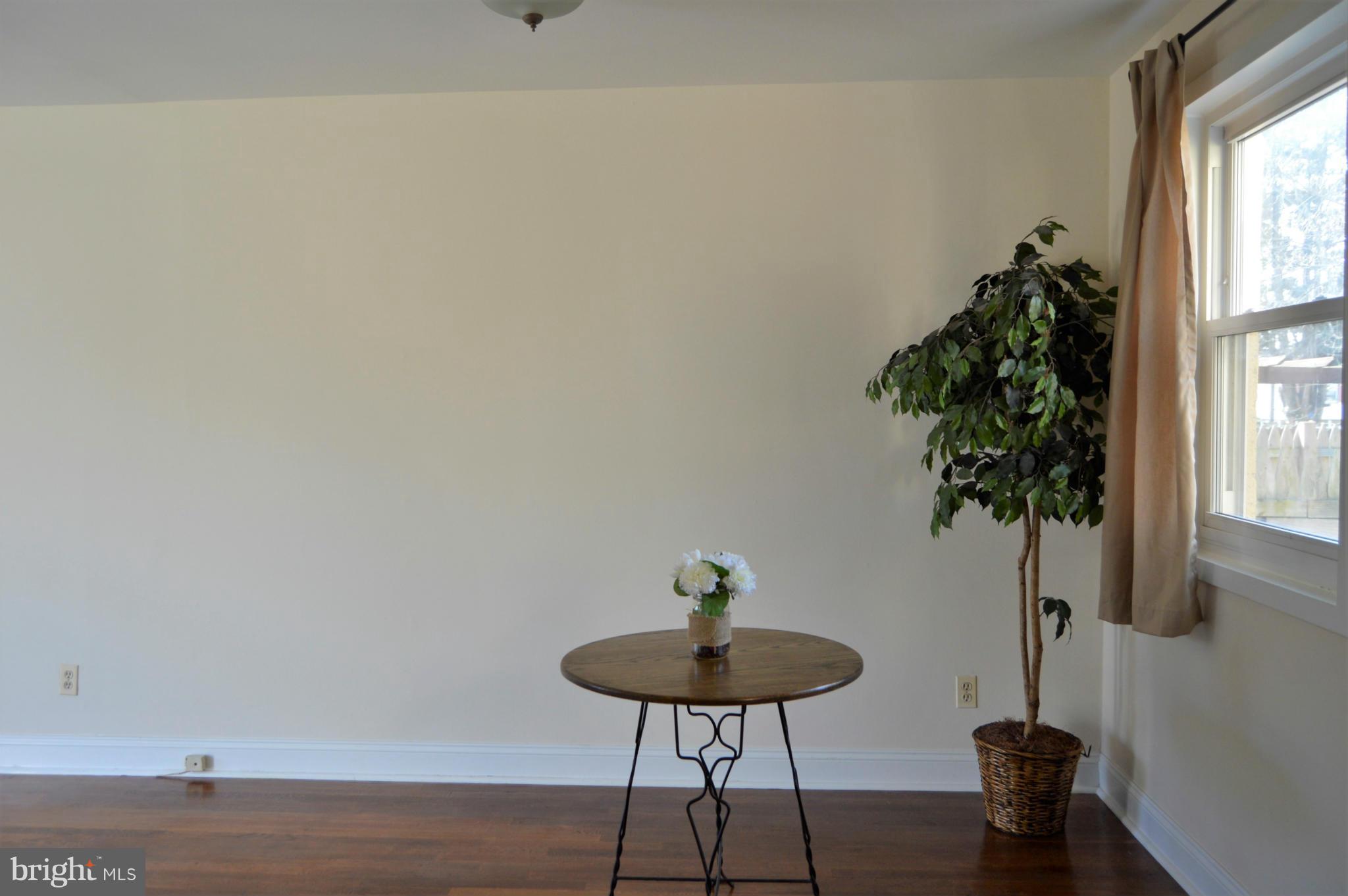 LAUREL GARDENS - Residential