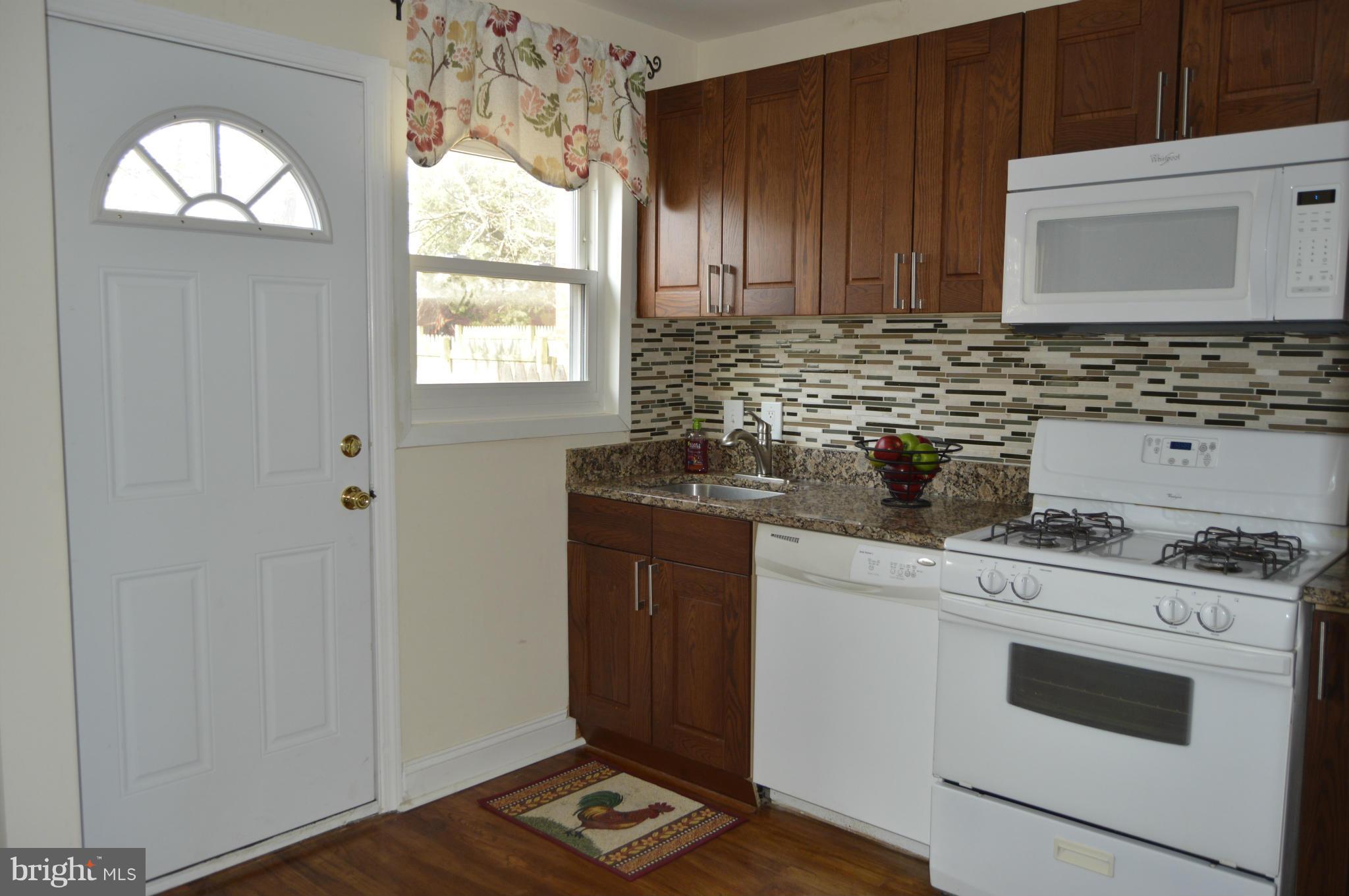 LAUREL GARDENS - Residential