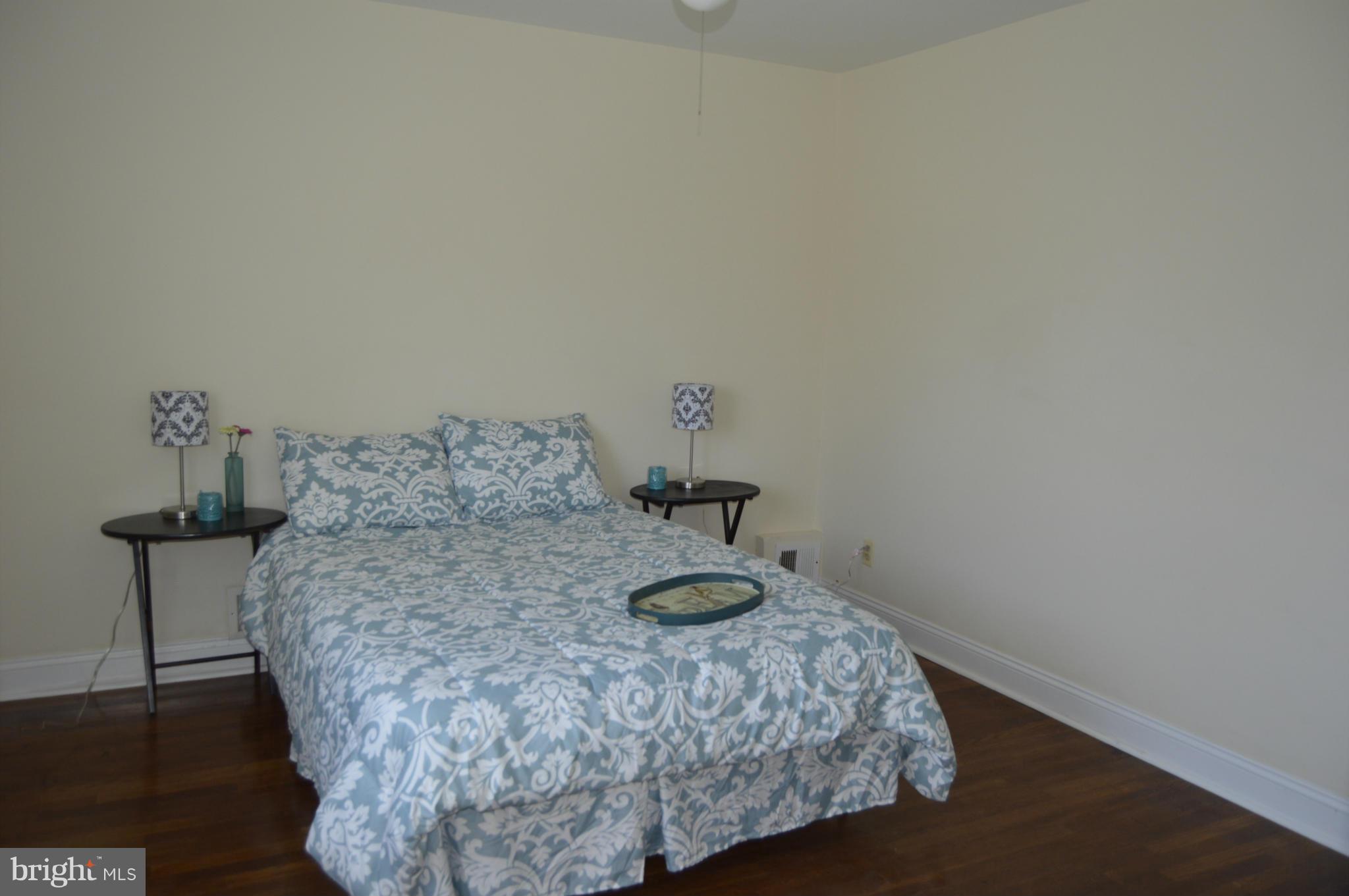 LAUREL GARDENS - Residential