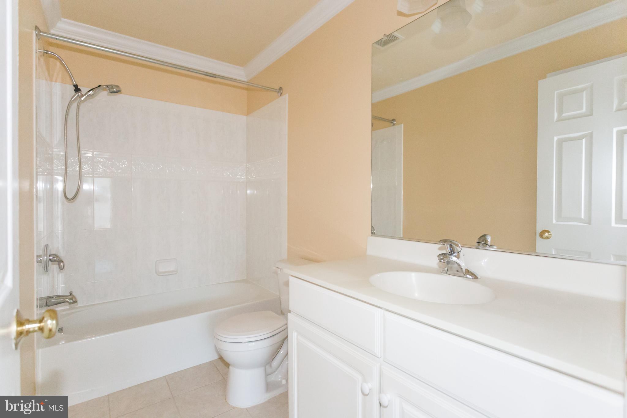 COPPERMINE CROSSING - Residential Lease