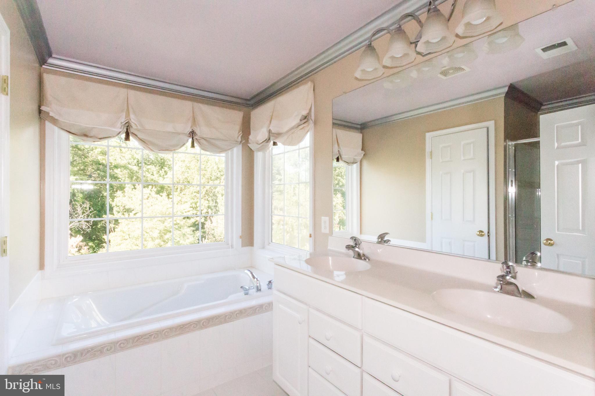 COPPERMINE CROSSING - Residential Lease