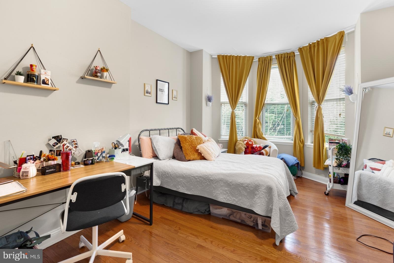 GRADUATE HOSPITAL - Residential Lease