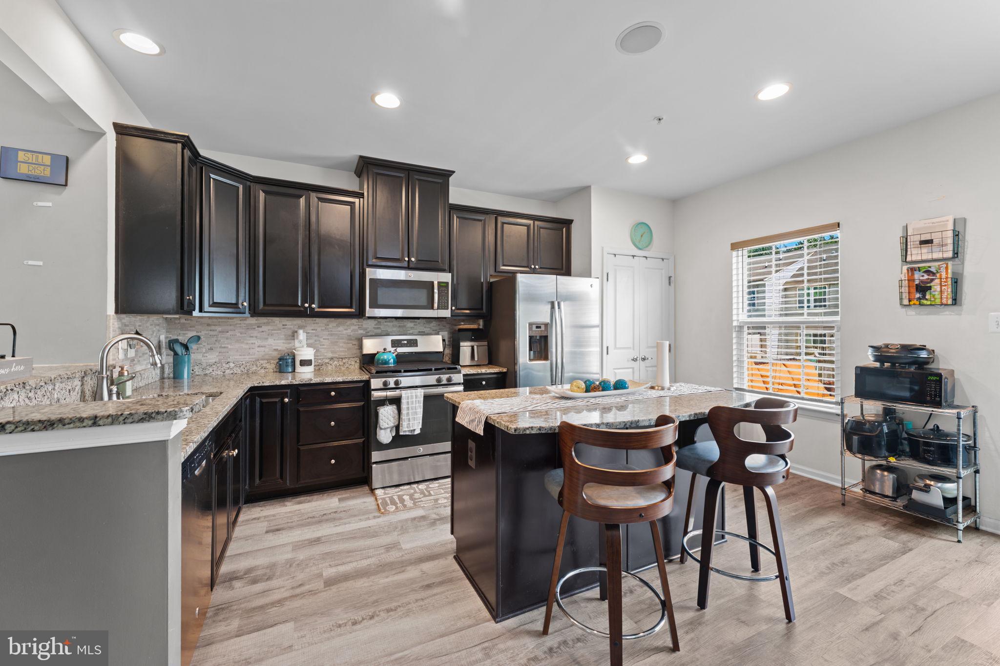 12248 TIMBERLAKE PLACE