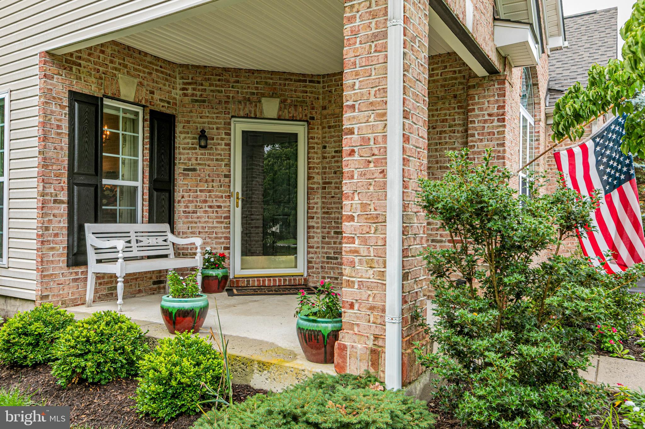 49 LEXINGTON DRIVE