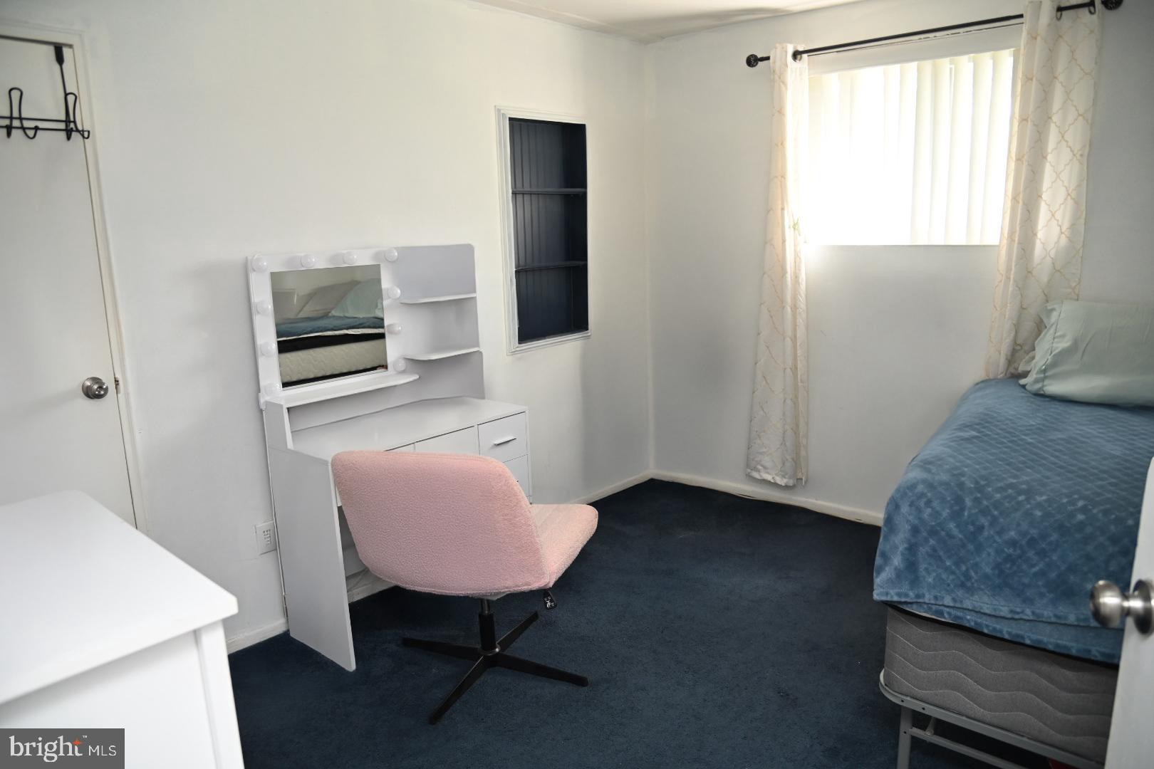 LOG COLLEGE - Residential