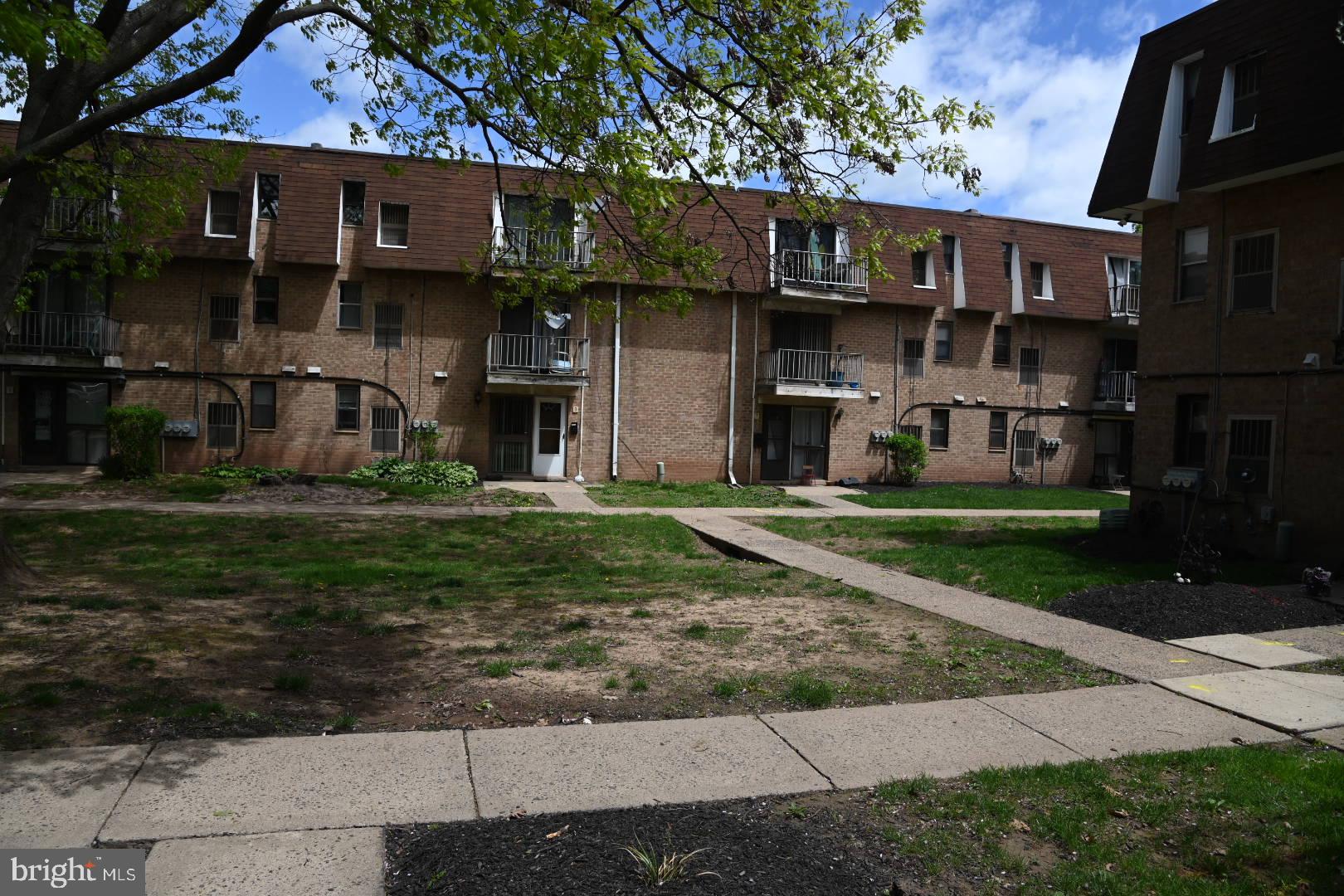 LOG COLLEGE - Residential