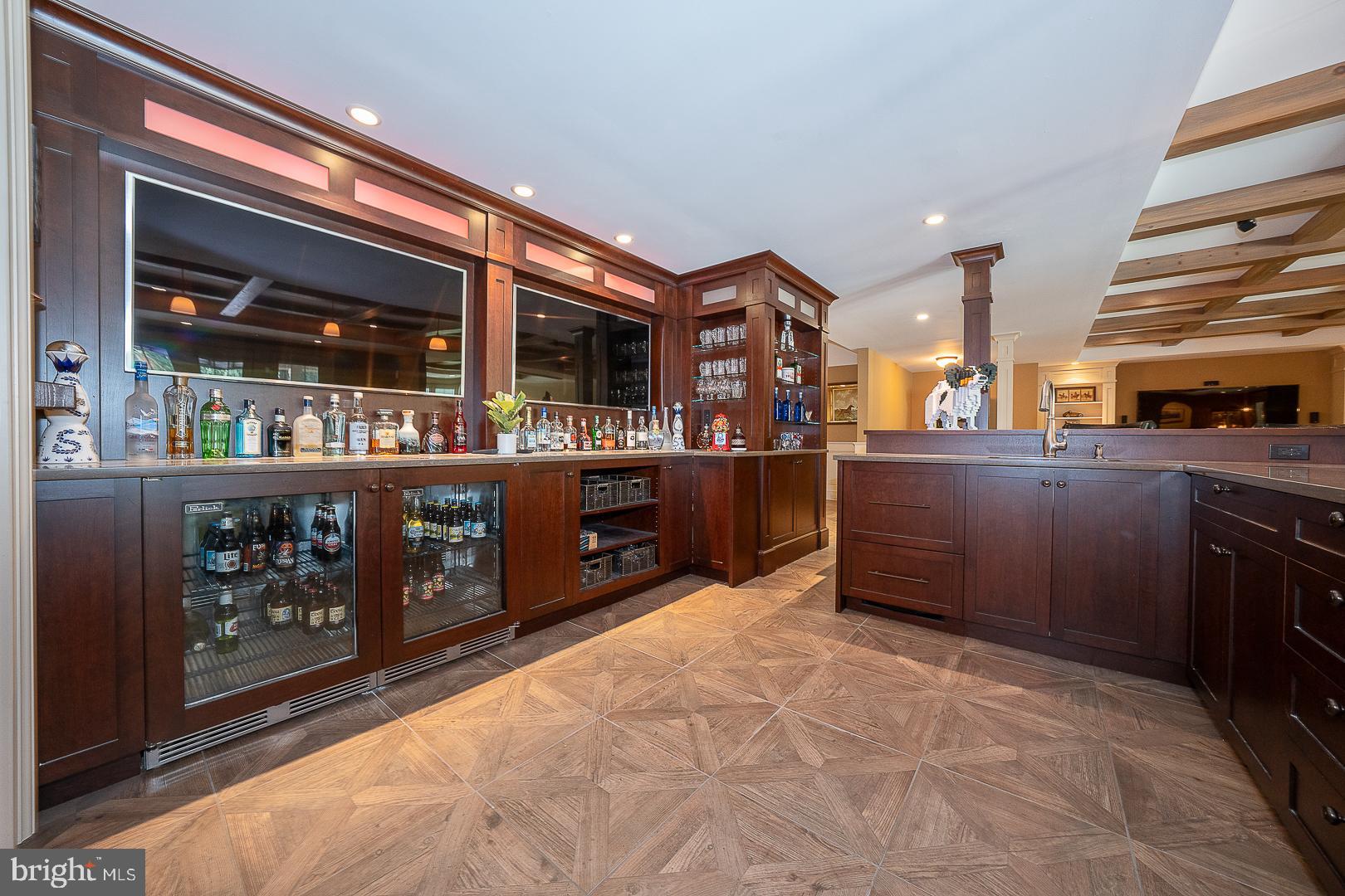 WYNNEWOOD - Residential