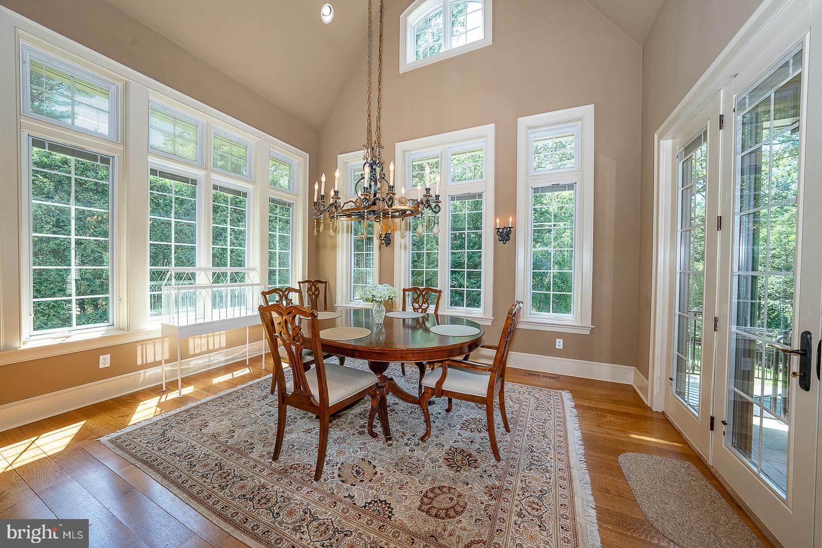 WYNNEWOOD - Residential