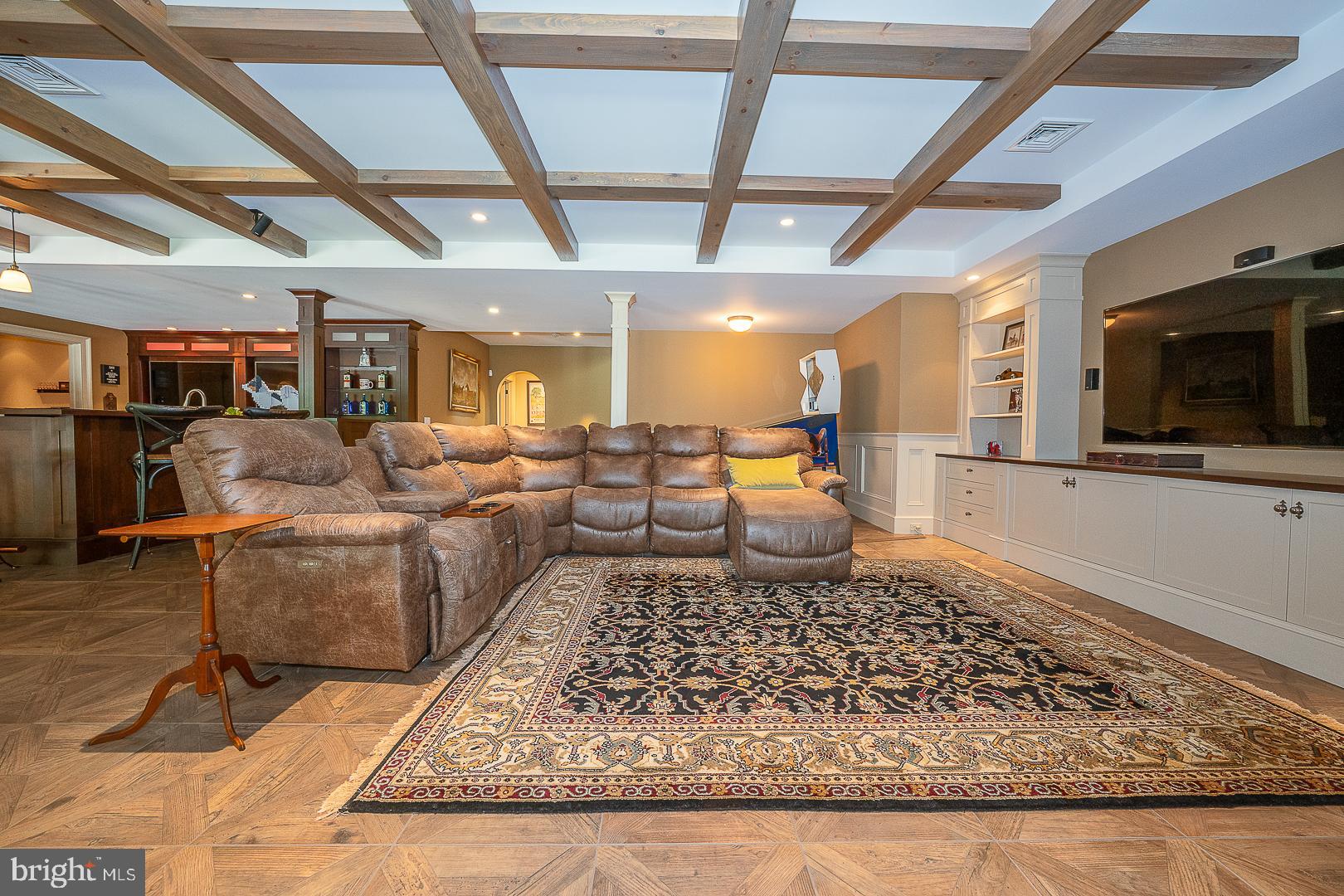 WYNNEWOOD - Residential