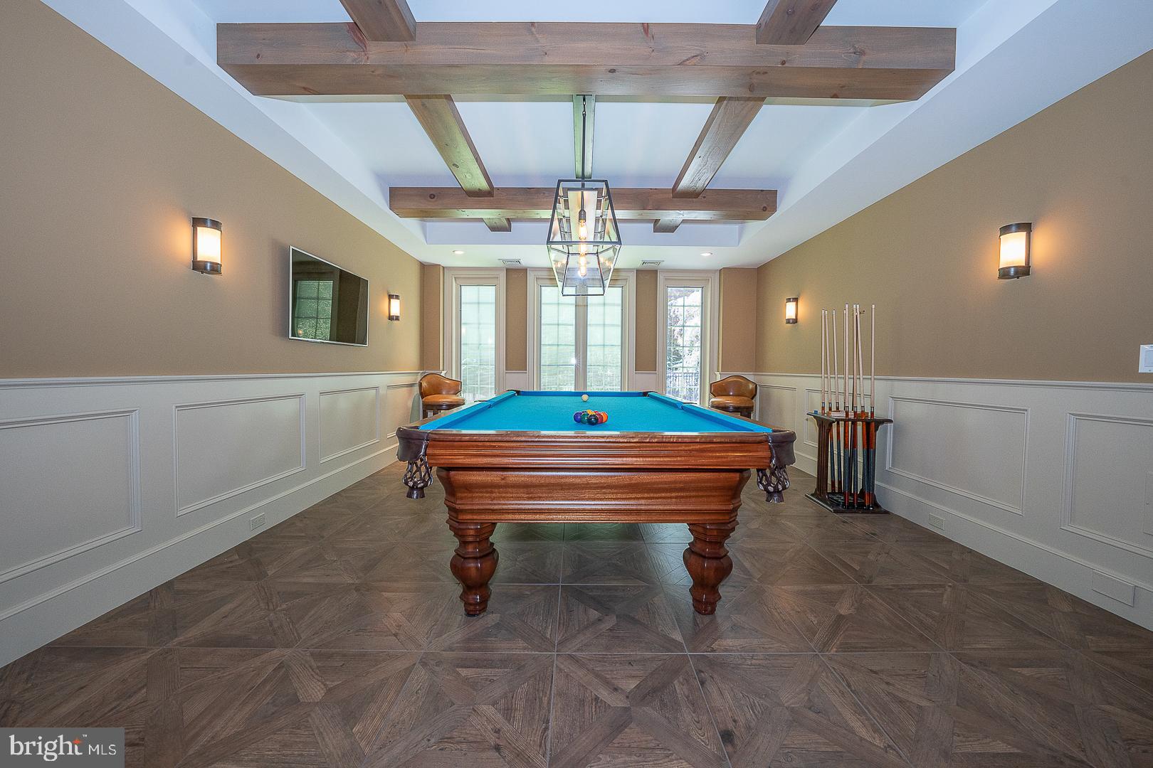 WYNNEWOOD - Residential