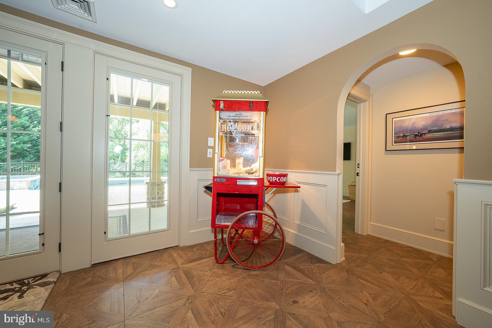 WYNNEWOOD - Residential