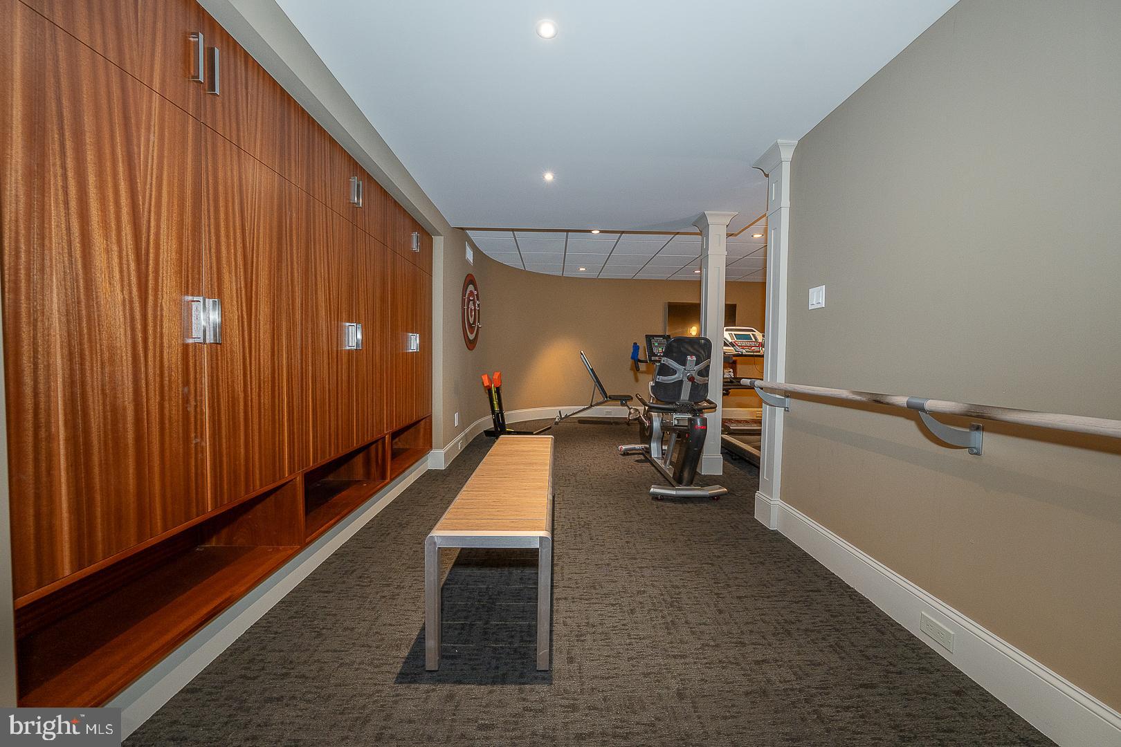 WYNNEWOOD - Residential