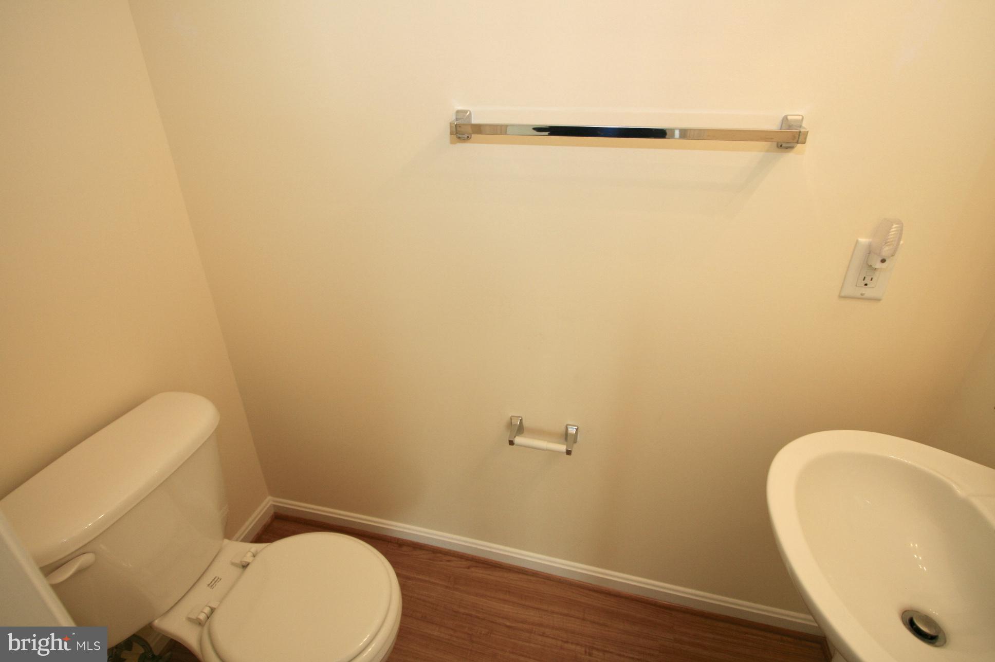 VICTORIA PARK SUB - Residential Lease