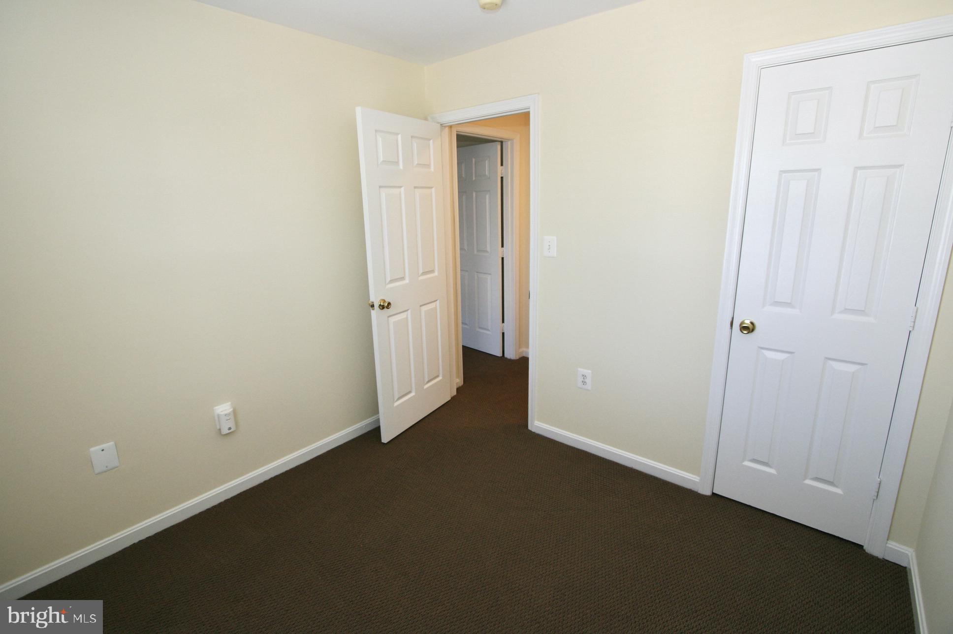 VICTORIA PARK SUB - Residential Lease