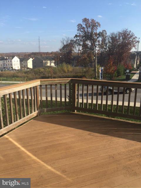 VILLAGE TOWNS - Residential