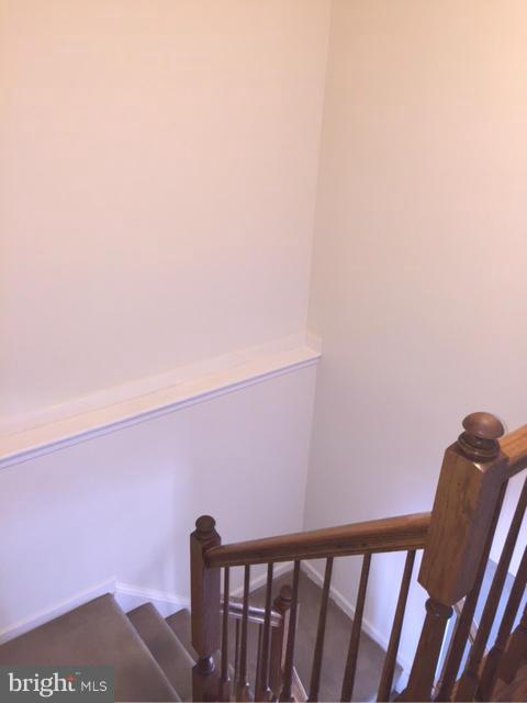 VILLAGE TOWNS - Residential