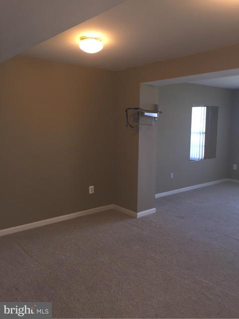 VILLAGE TOWNS - Residential