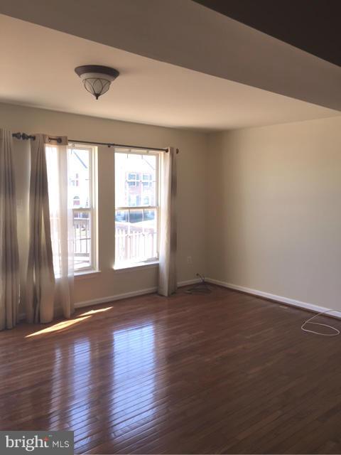 VILLAGE TOWNS - Residential