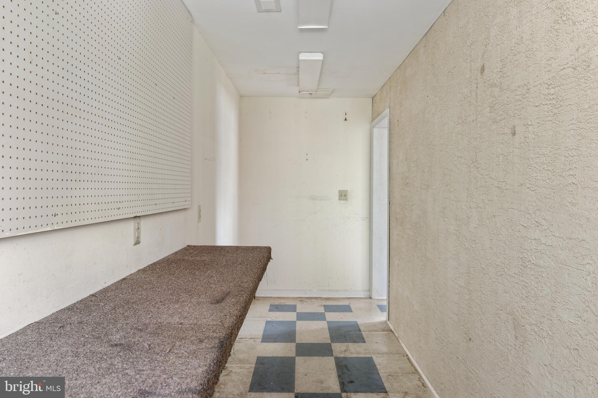 ROXBOROUGH - Residential Income