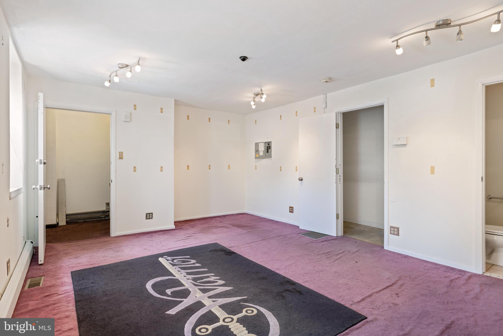 ROXBOROUGH - Residential Income