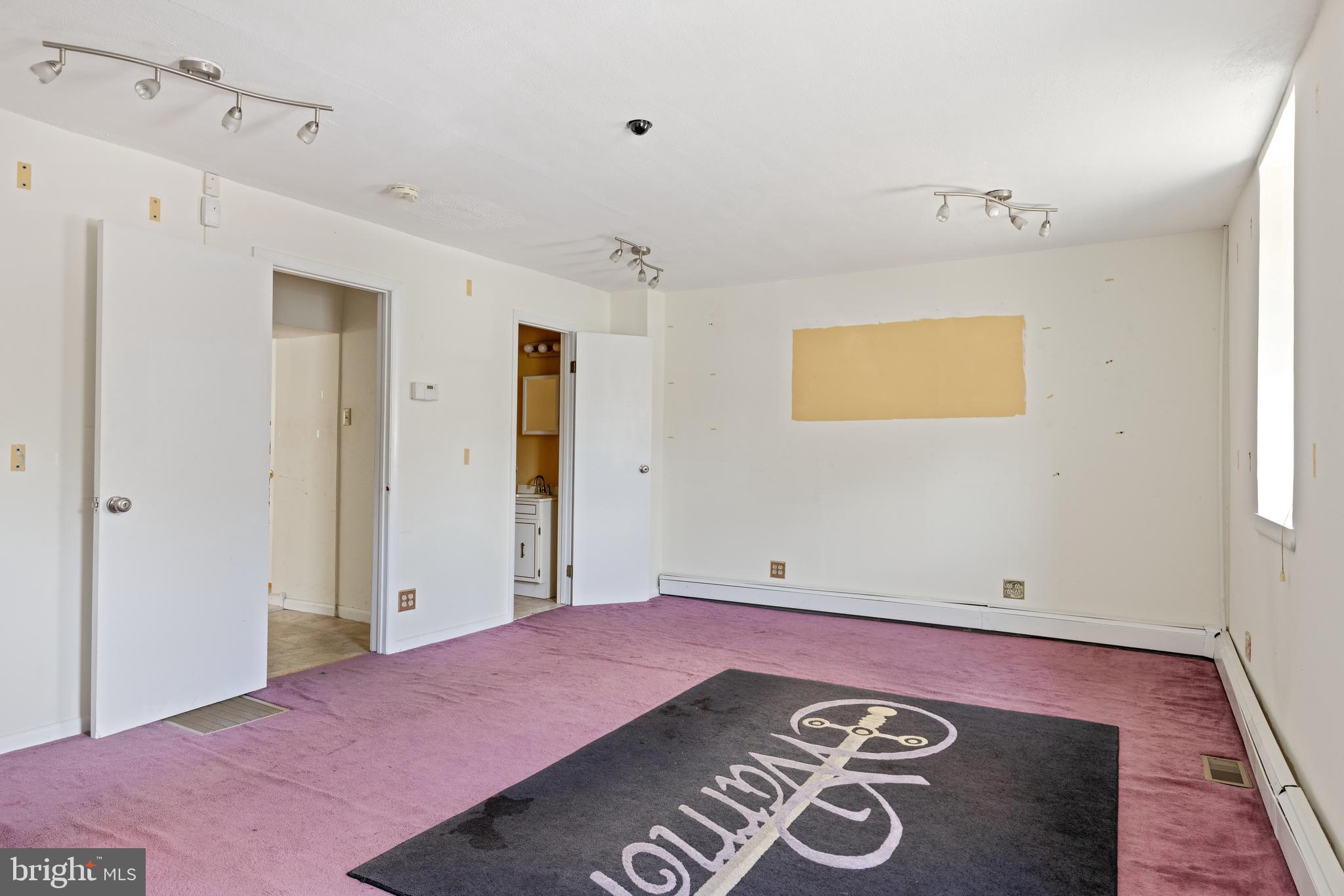 ROXBOROUGH - Residential Income