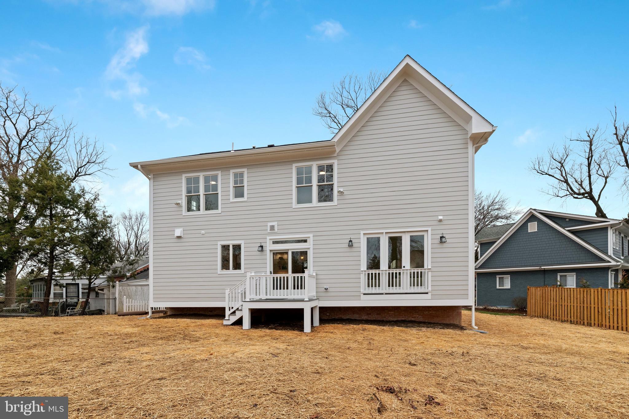 EAST FALLS CHURCH - Residential