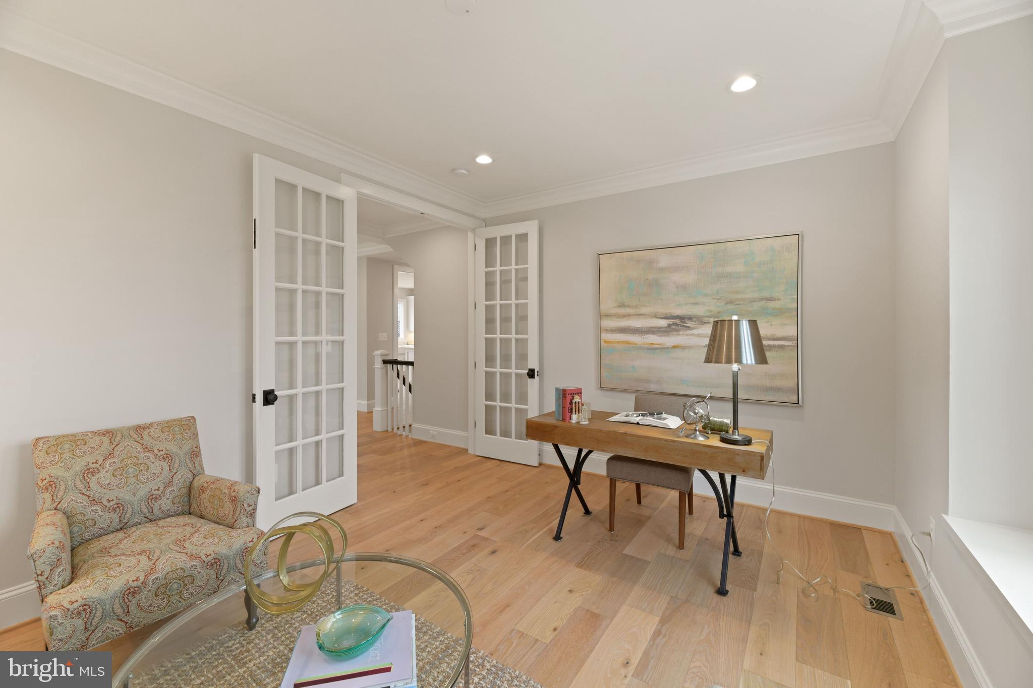 EAST FALLS CHURCH - Residential