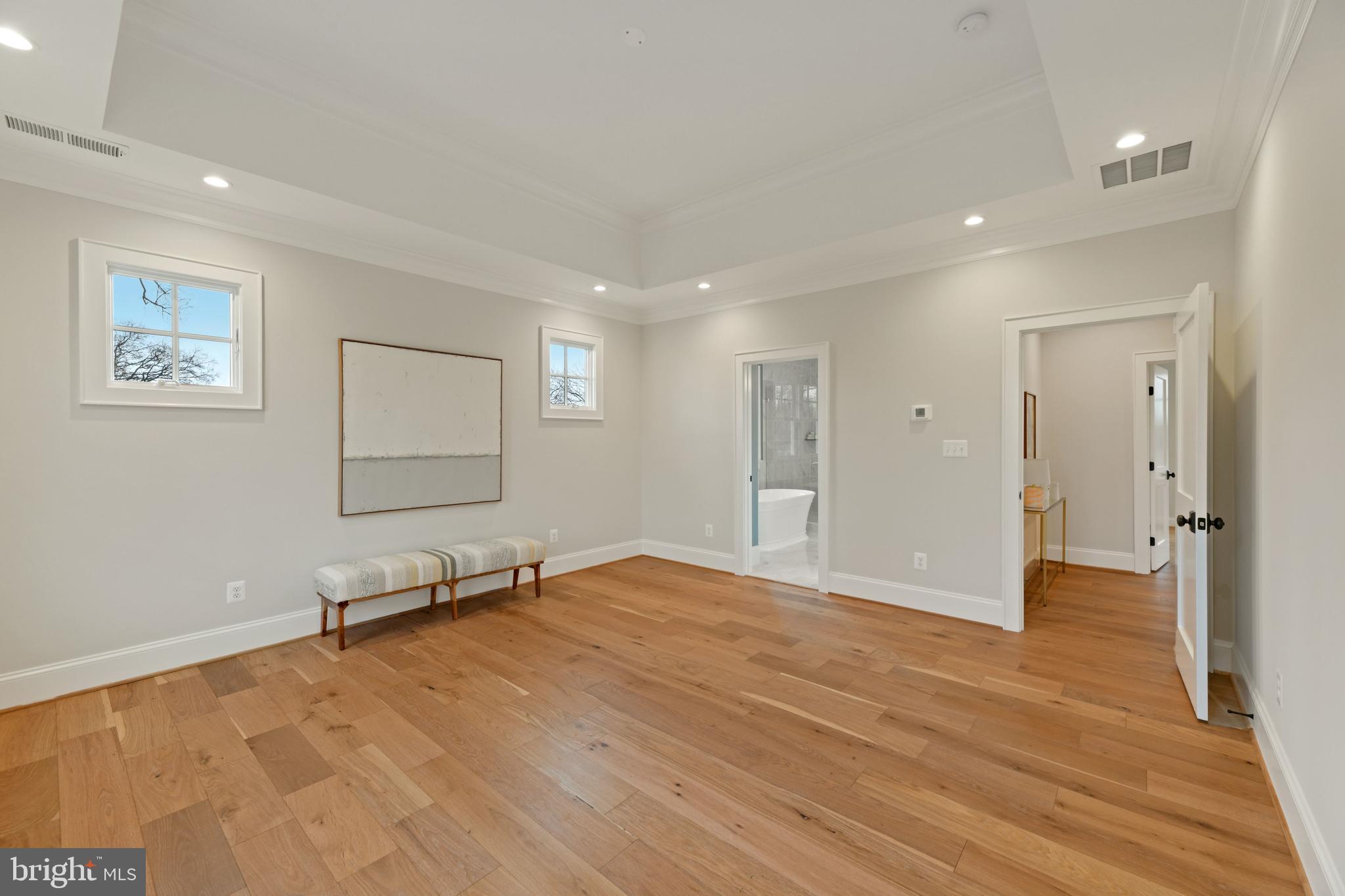 EAST FALLS CHURCH - Residential