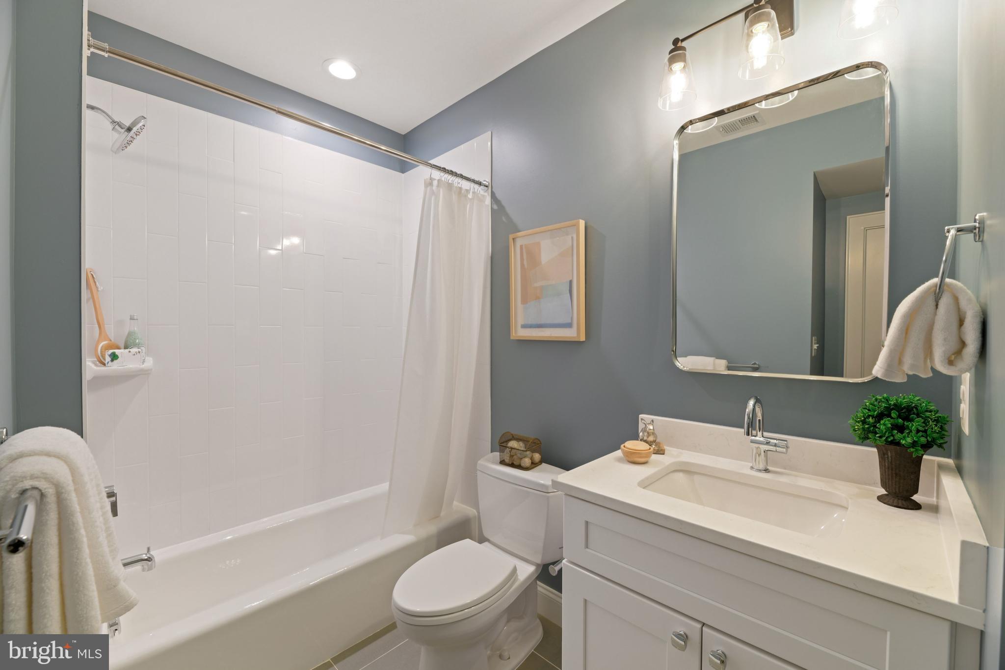 EAST FALLS CHURCH - Residential