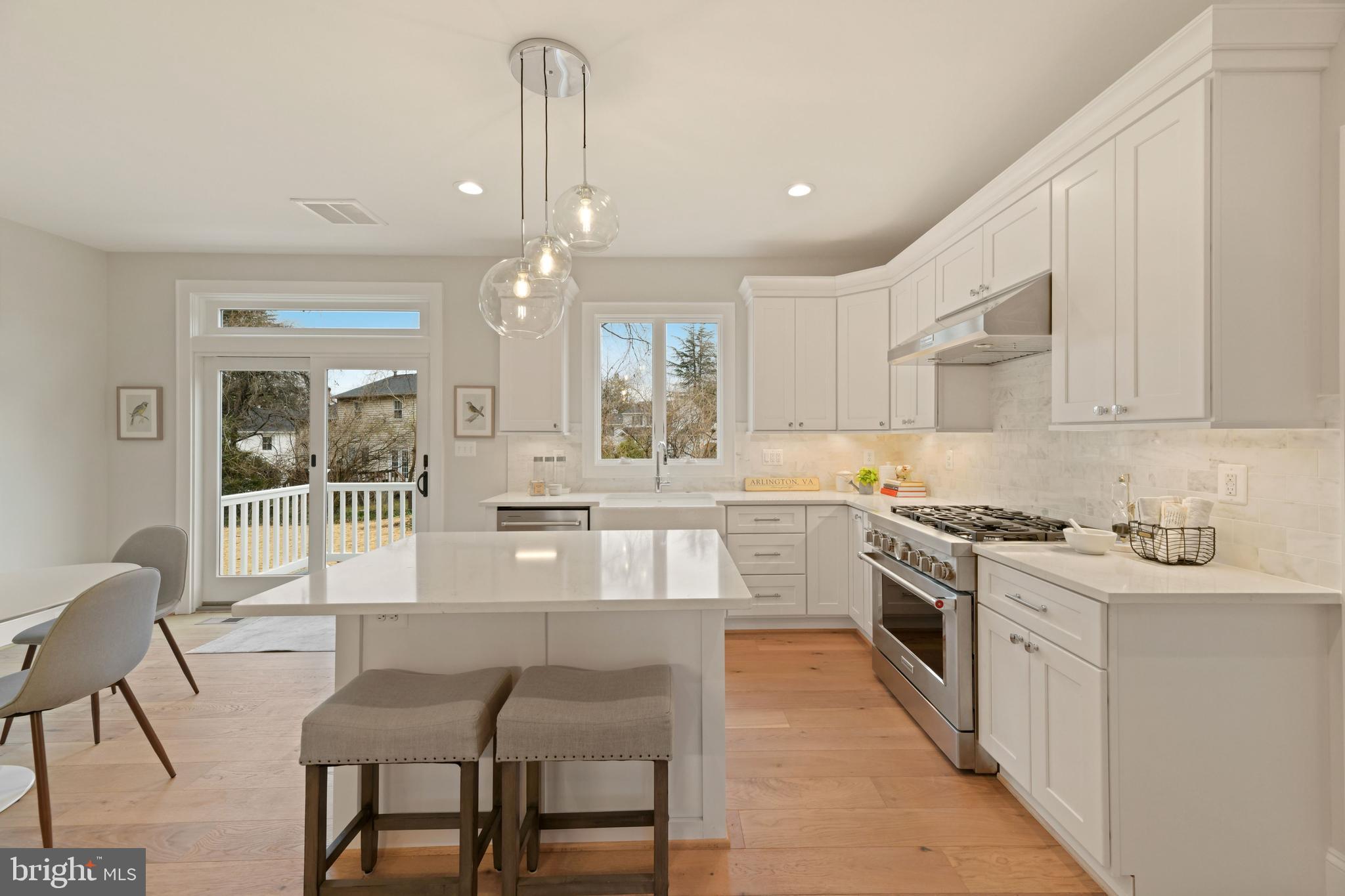 EAST FALLS CHURCH - Residential