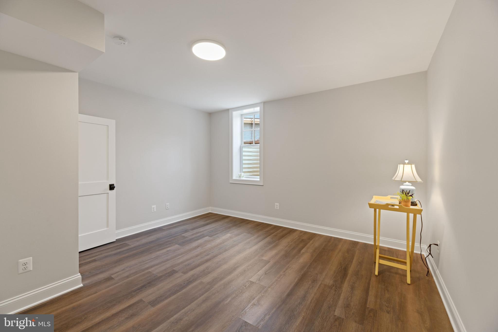 EAST FALLS CHURCH - Residential
