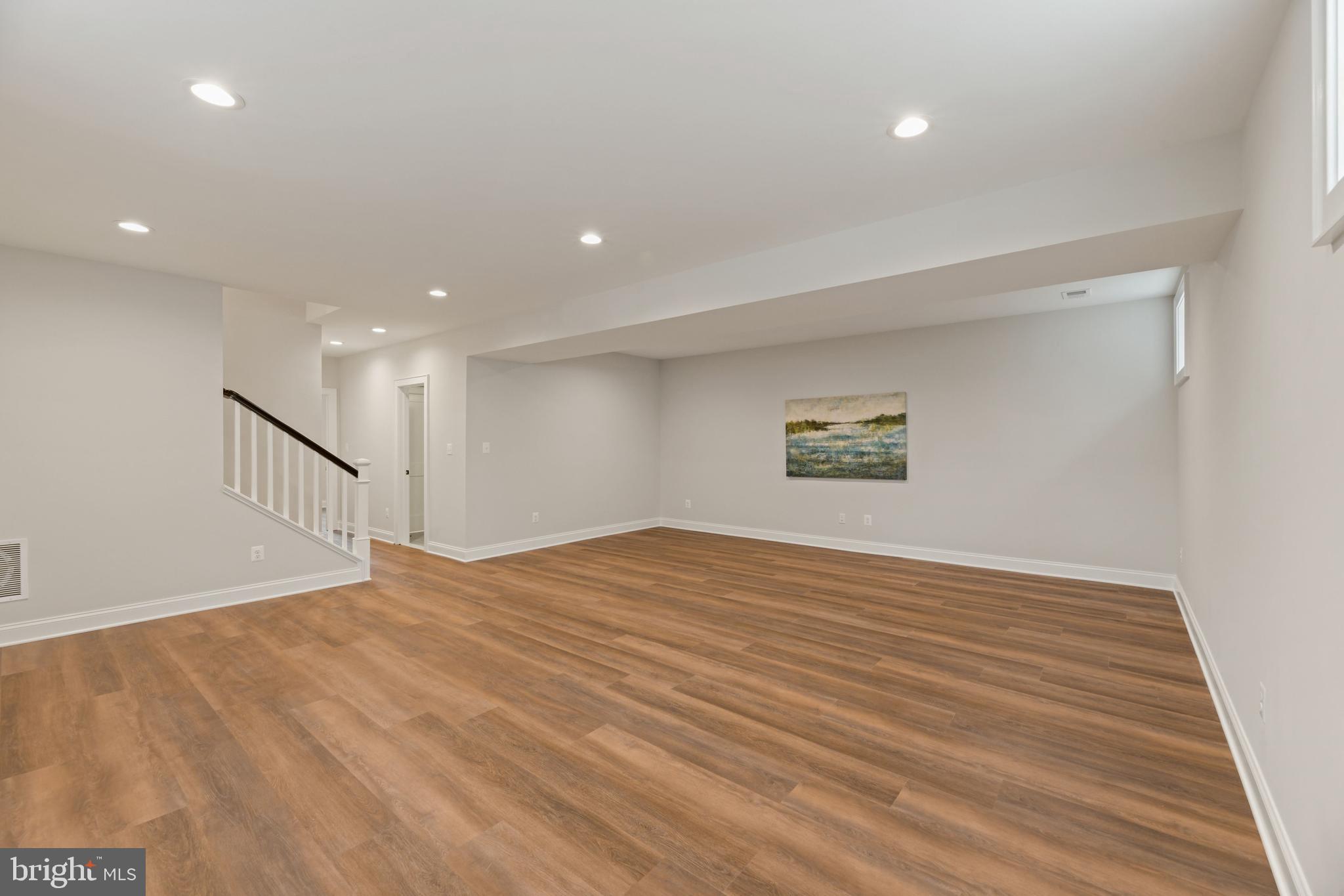 EAST FALLS CHURCH - Residential