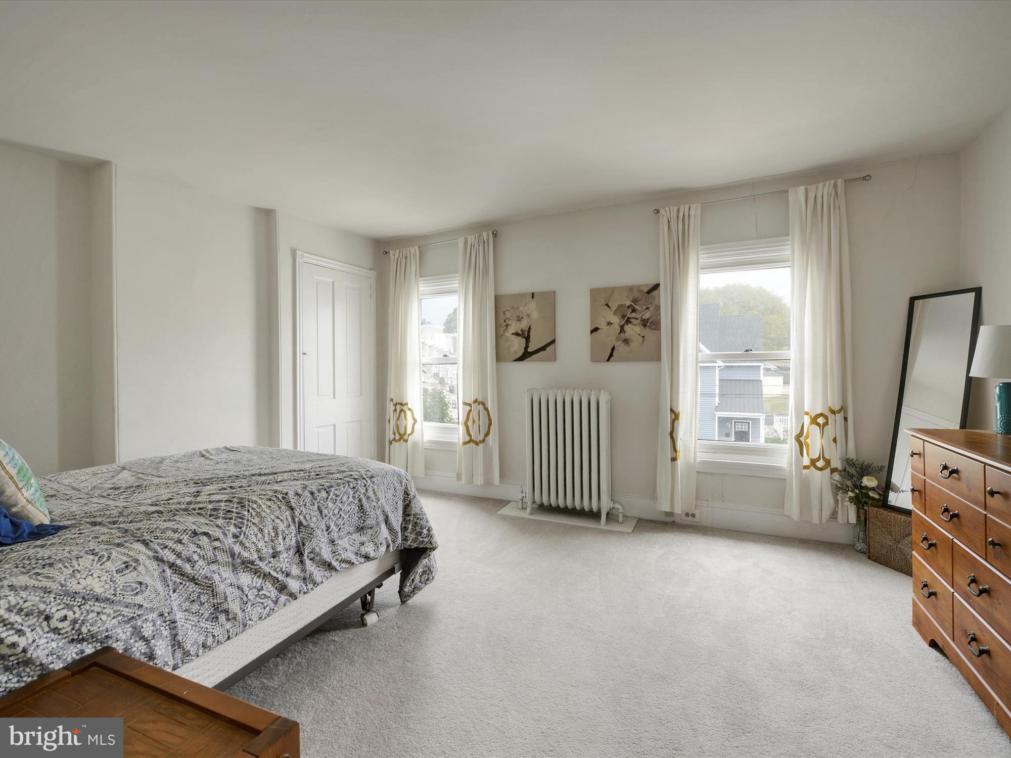 CONSHOHOCKEN - Residential