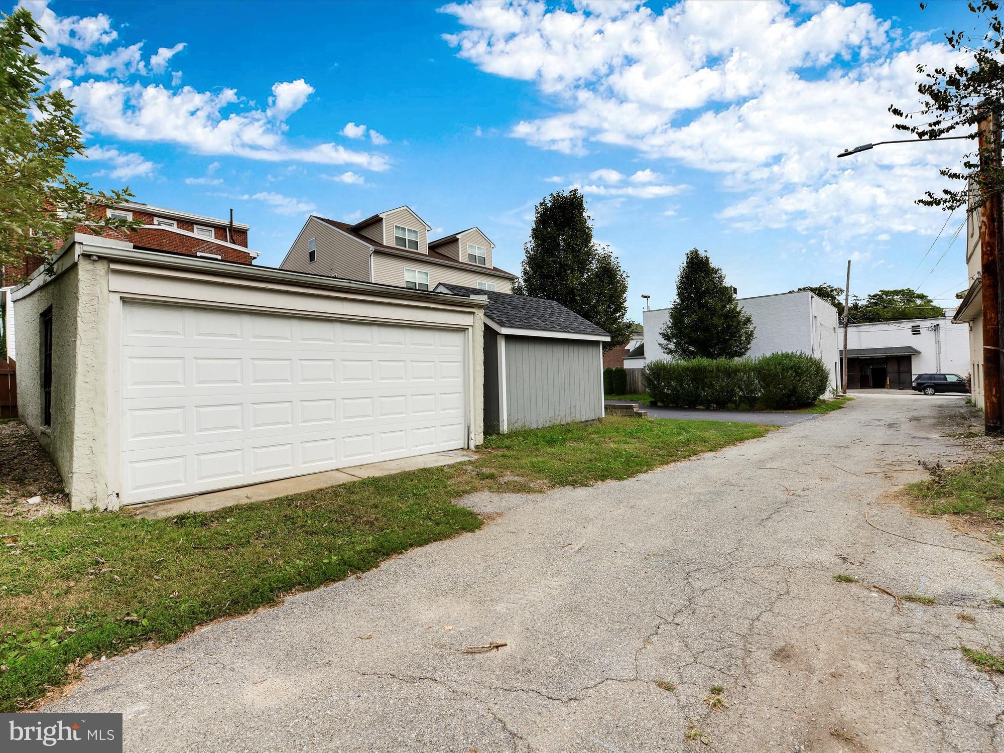 CONSHOHOCKEN - Residential