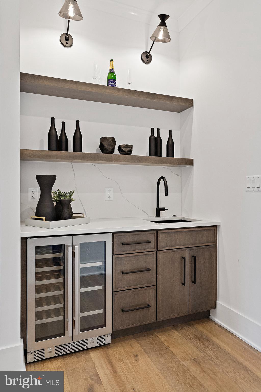 EL NIDO ESTATES - Residential