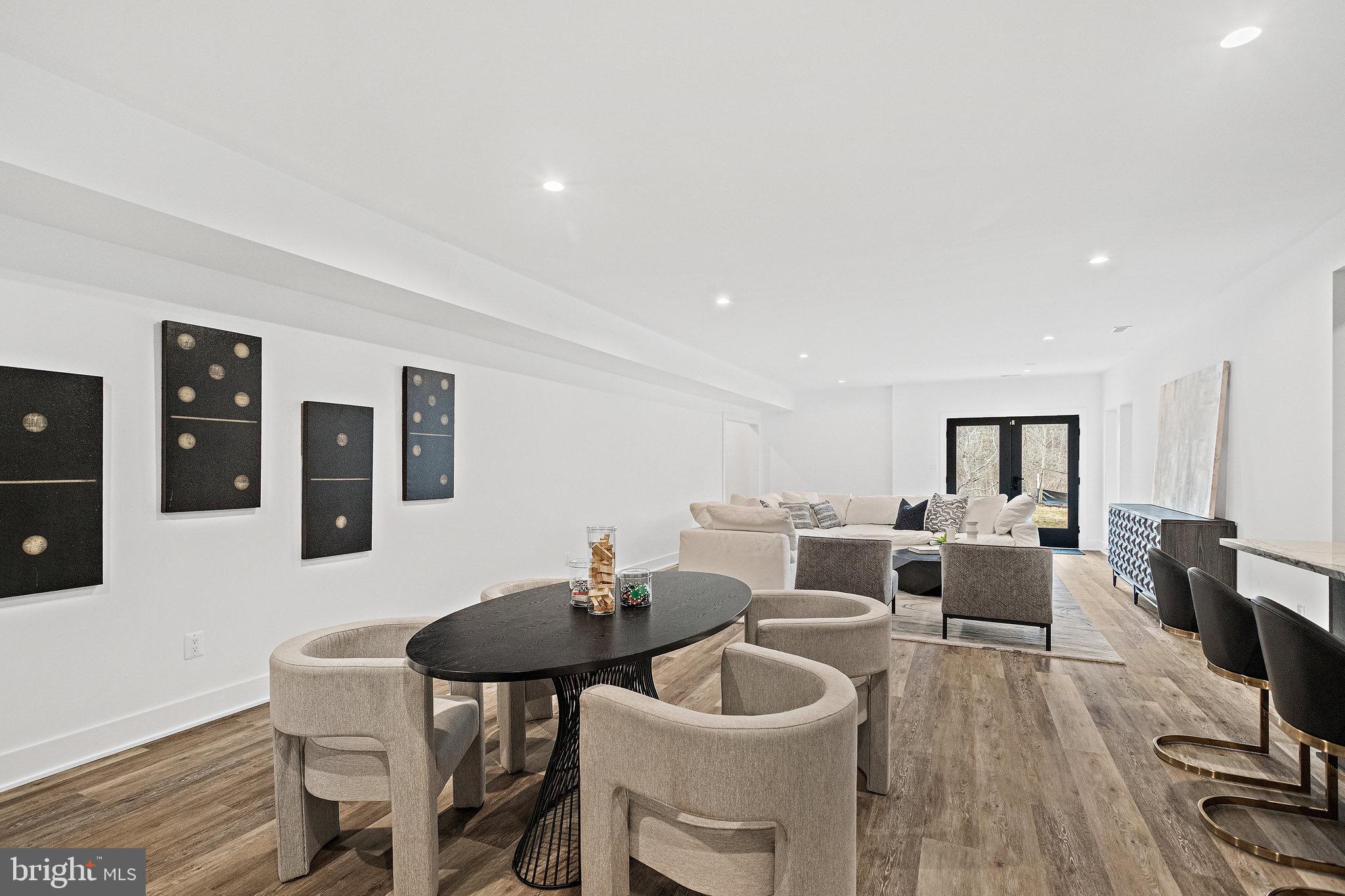 EL NIDO ESTATES - Residential