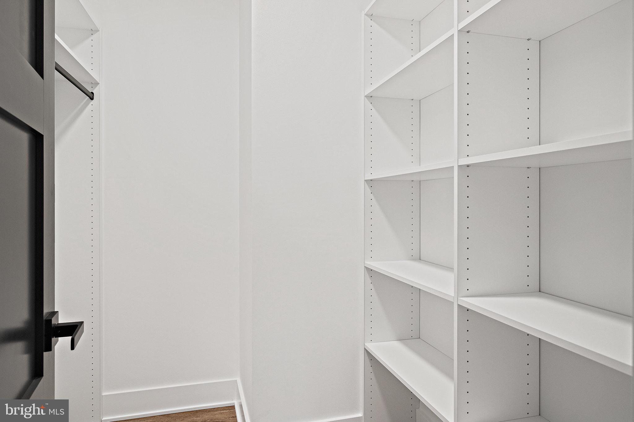 EL NIDO ESTATES - Residential