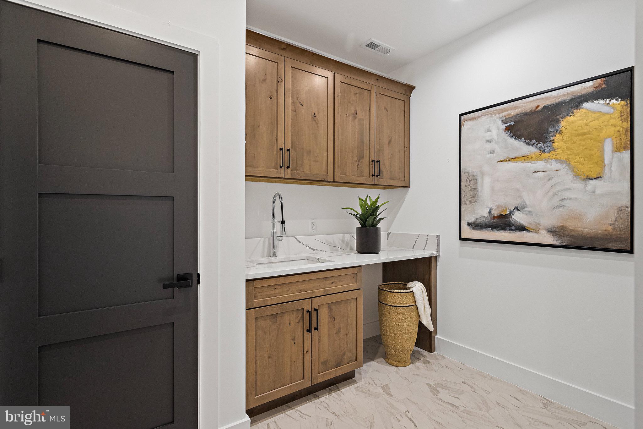 EL NIDO ESTATES - Residential