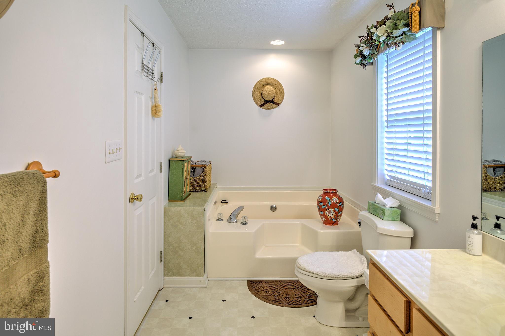 QUAIL SPRINGS ESTATES - Residential