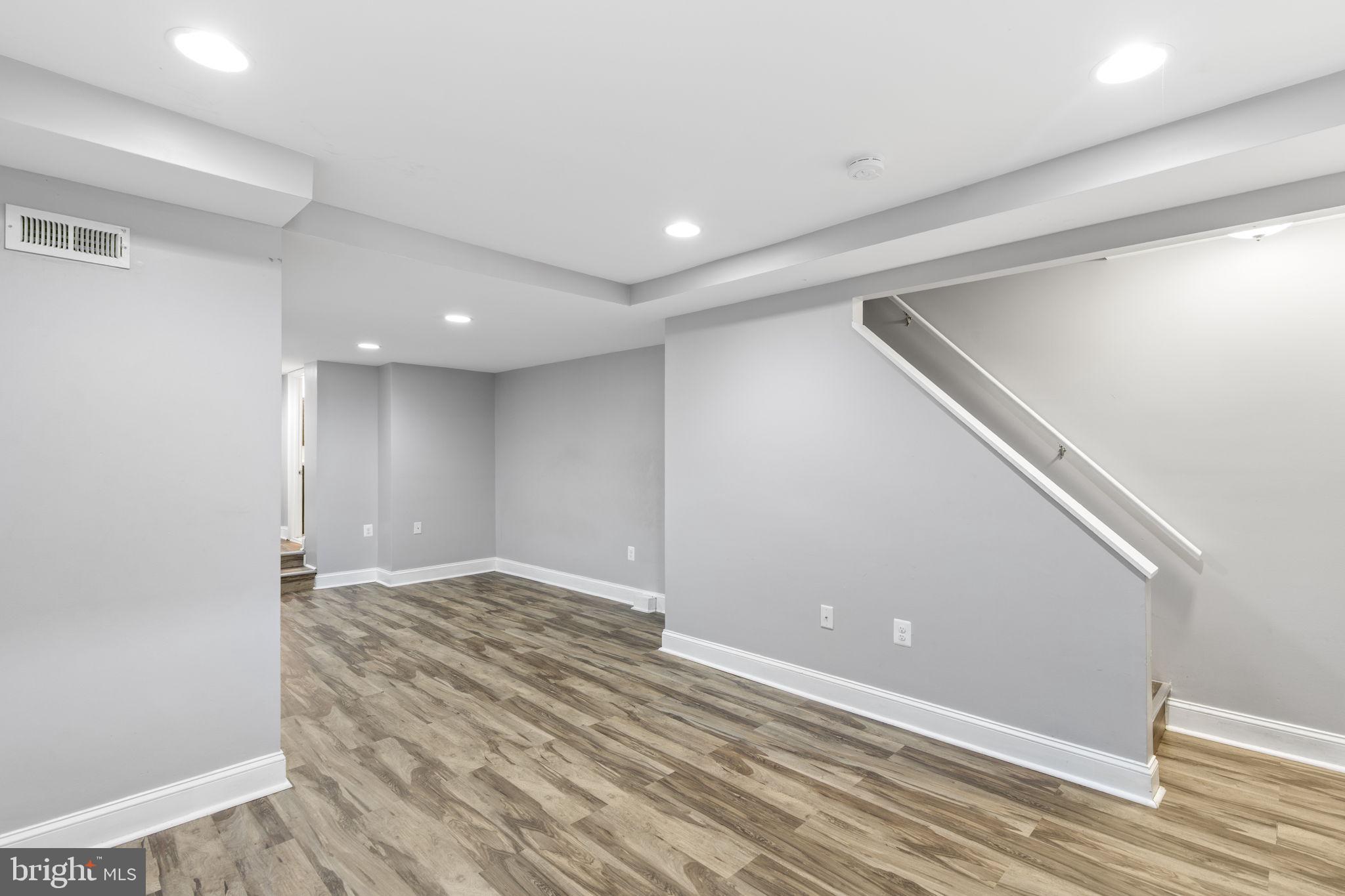 GREEKTOWN - Residential