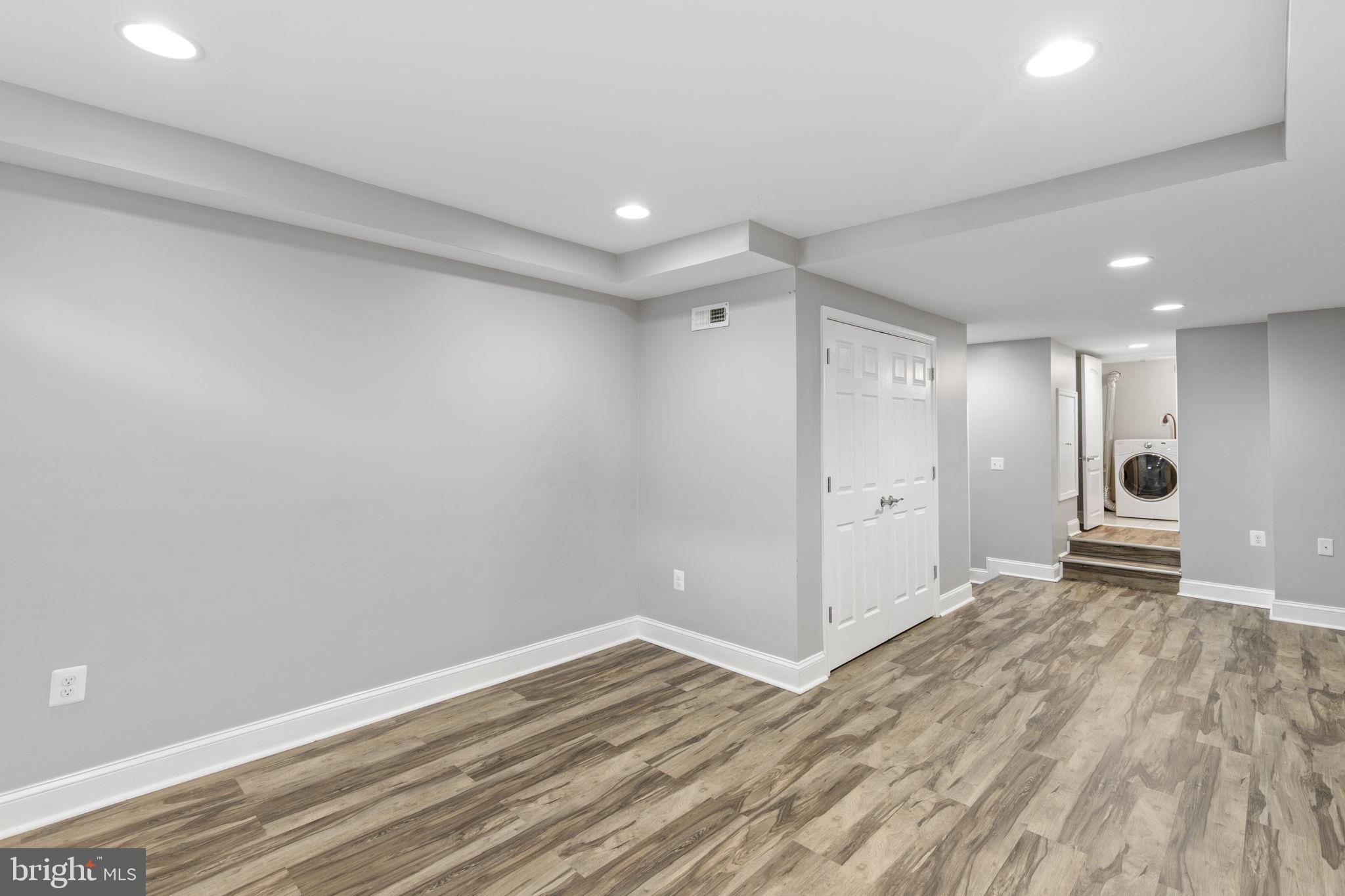 GREEKTOWN - Residential